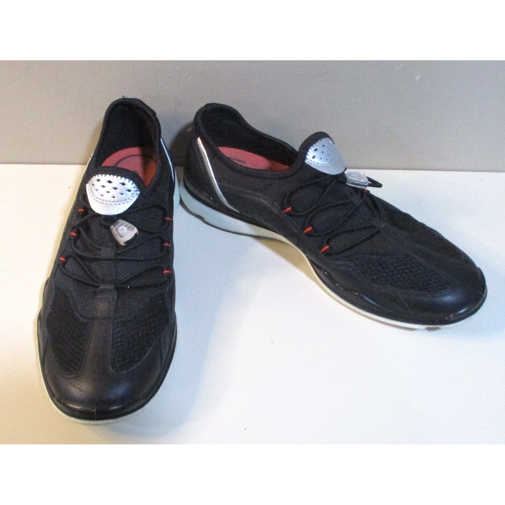ECCO Intrinsic Knit Black Leather Low Top Toggle Lace Sneakers 860013-51052 7.5